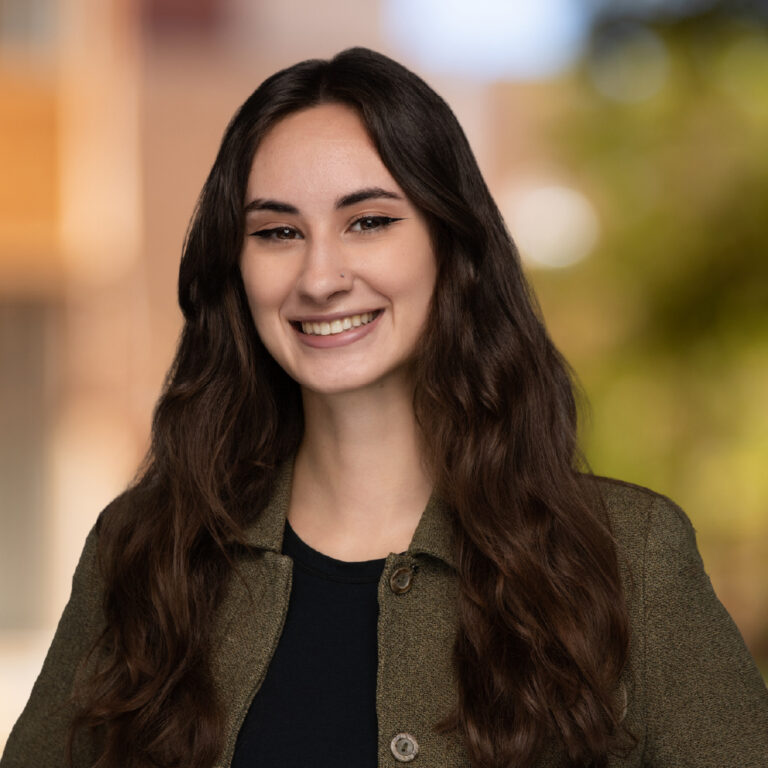Jessica Meyers Headshot